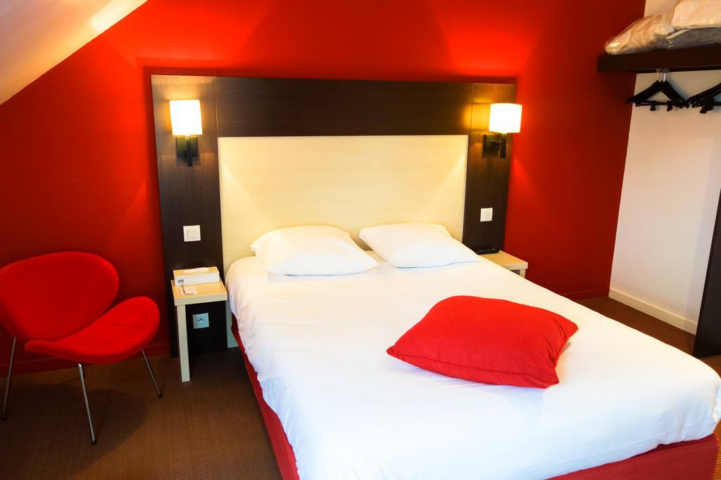 Kyriad Rouen Nord - Mont Saint Aignan Exterior foto