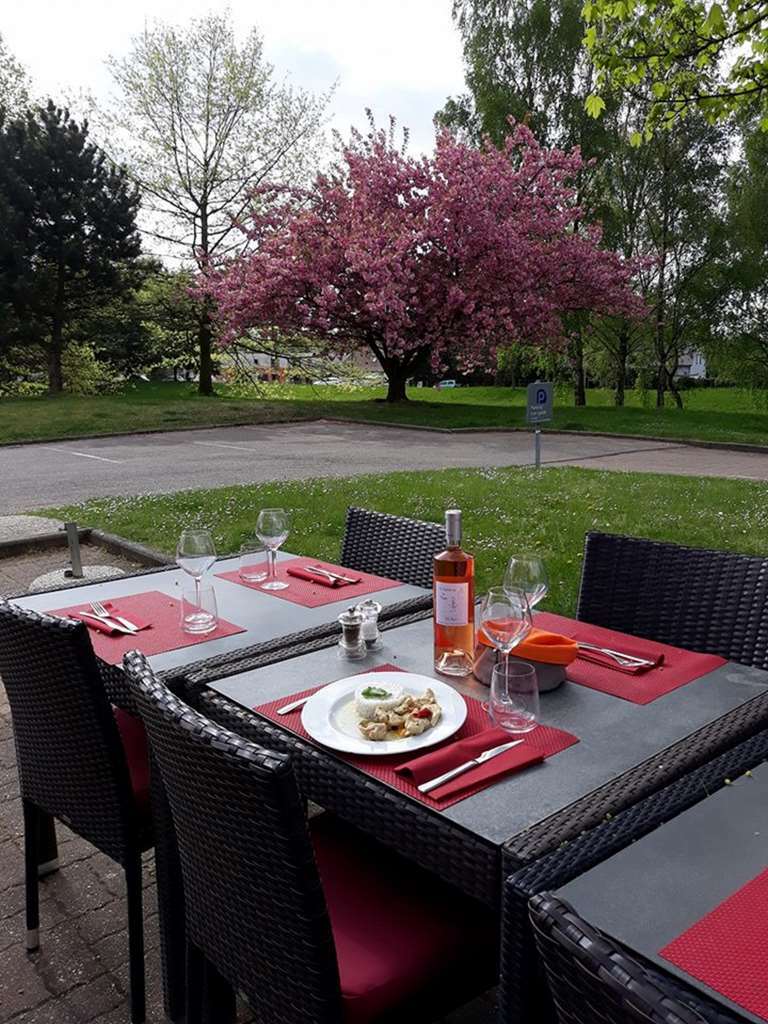 Kyriad Rouen Nord - Mont Saint Aignan Restaurante foto